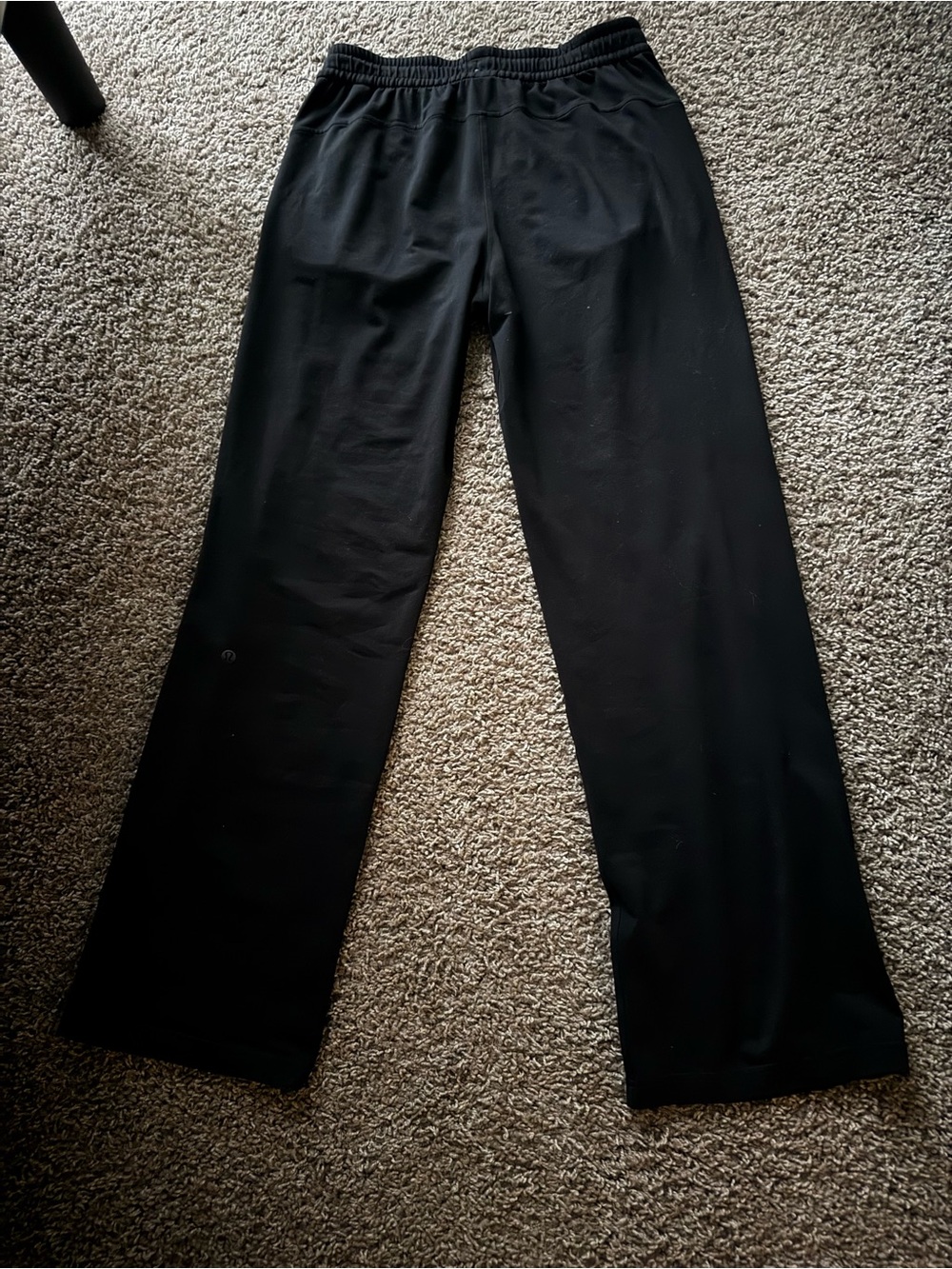 Lululemon Women’s Soft Jersey Mid-Risr Joggers - Picture 3 of 5